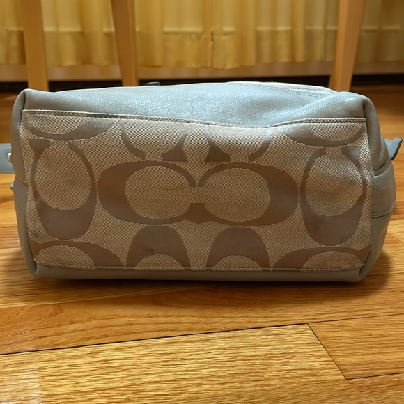 Coach Purse - Picture 11 of 13